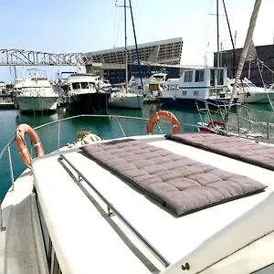 Botel Boatsbreakfast Yacht Barcelona, Sant Adria de Besos